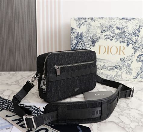 dior messenger bag 